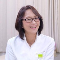 内山加代子